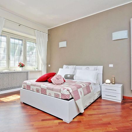 San Pietro Stazione Guesthouse Róma Kültér fotó