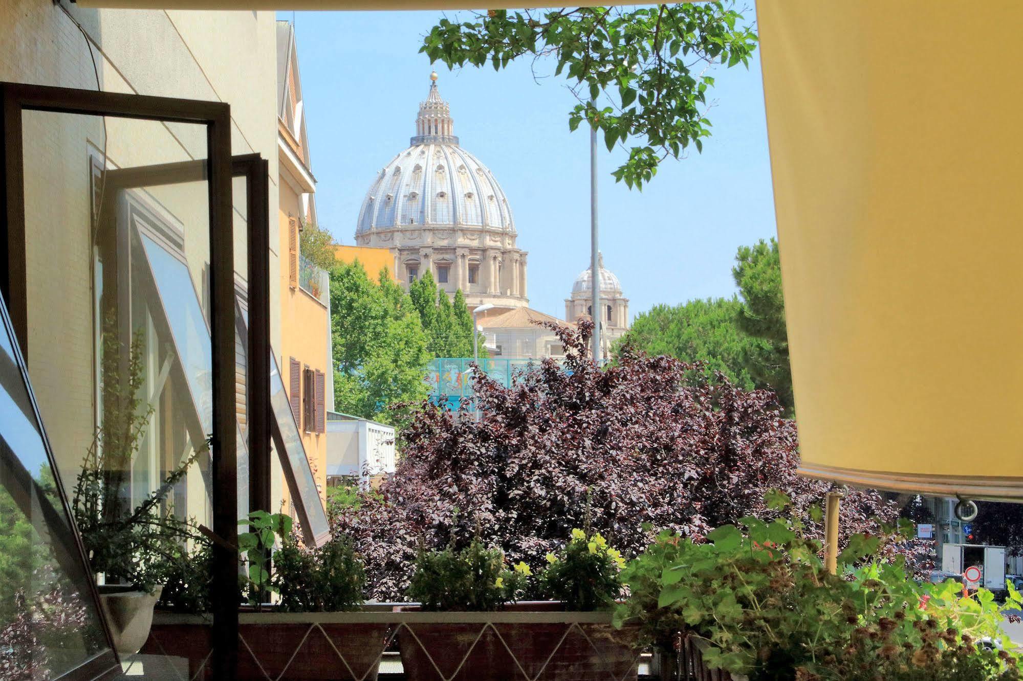 San Pietro Stazione Guesthouse Róma Kültér fotó