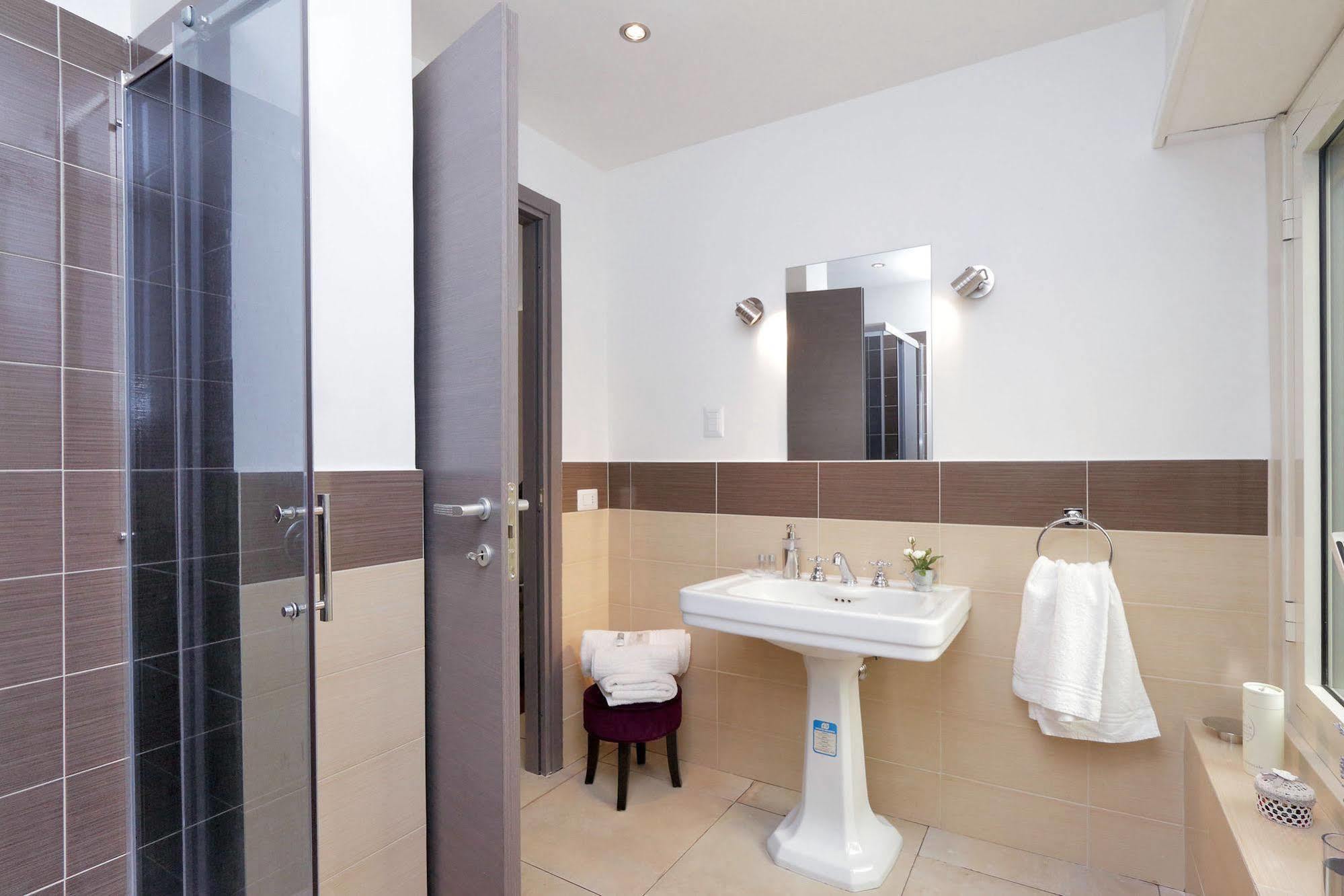 San Pietro Stazione Guesthouse Róma Kültér fotó