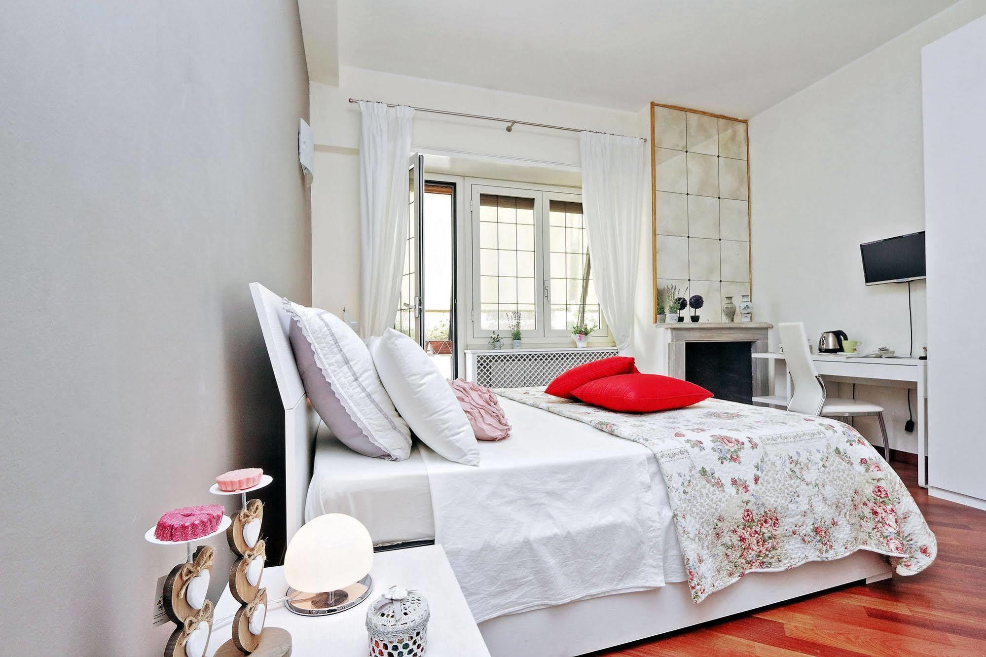 San Pietro Stazione Guesthouse Róma Kültér fotó