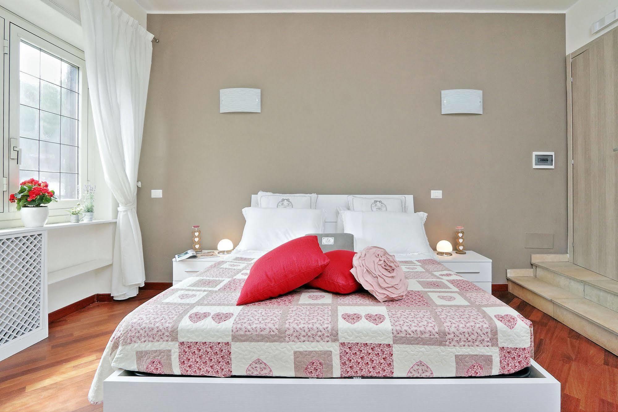 San Pietro Stazione Guesthouse Róma Kültér fotó