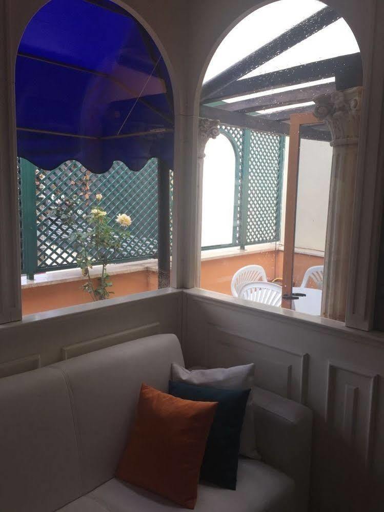 San Pietro Stazione Guesthouse Róma Kültér fotó